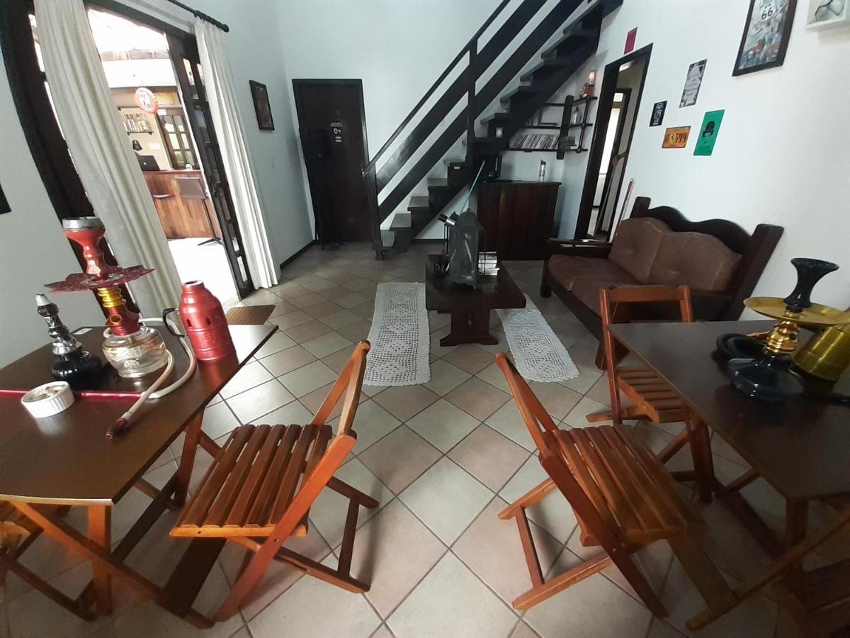 Nômades Pensión Balneário Camboriú